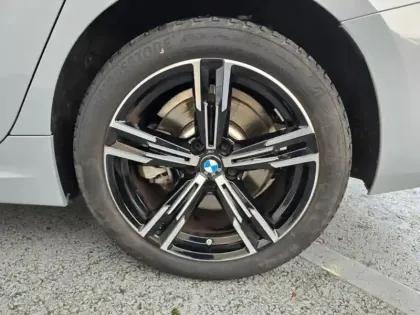 Photo 8 BMW Serie 3 Série 3 Touring 330eA 292ch M Sport