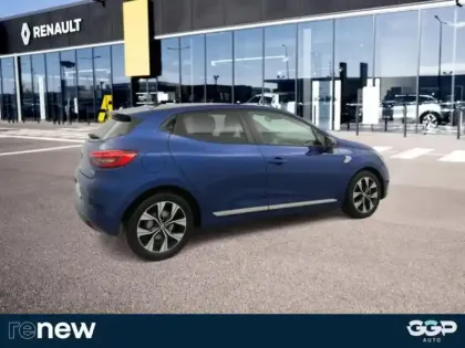 Photo 7 Renault Clio  1.6 E-Tech hybride 140ch Limited -21N