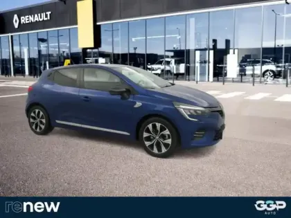 Photo 6 Renault Clio  1.6 E-Tech hybride 140ch Limited -21N