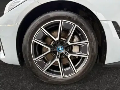 Photo 13 BMW I4  eDrive35 286ch M Sport