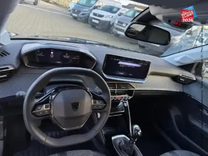 Photo 14 Peugeot 208  1.2 PureTech 100ch S&S Allure