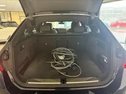 Photo 9 BMW Serie 5 Série 5 Touring 530e 299ch M Sport