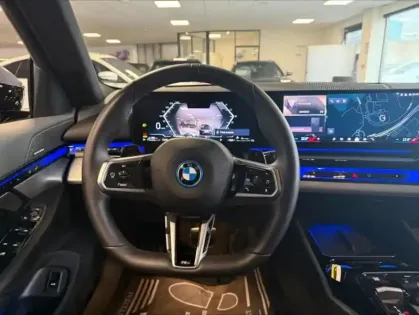 Photo 6 BMW Serie 5 Série 5 Touring 530e 299ch M Sport