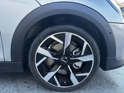 Photo 8 Mini Cooper  5 Portes C 156ch Classic DKG7