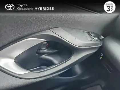 Photo 10 Toyota Yaris  116h Dynamic Business 5p + Programme Beyond Zero Academy MY21