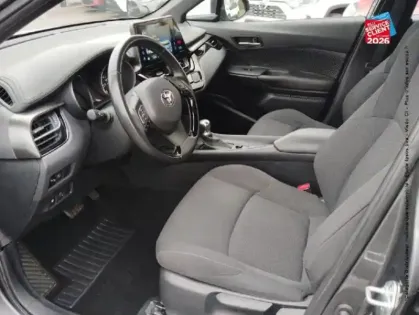 Photo 14 Toyota C-HR  122h Dynamic 2WD E-CVT RC18