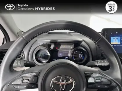 Photo 12 Toyota Yaris  116h Iconic 5p MY22