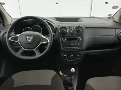 Photo 12 Dacia Lodgy  1.3 TCe 100ch FAP Essentiel 7 places E6D-Full