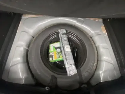 Photo 7 Renault Captur  1.5 Blue dCi 115ch Intens EDC