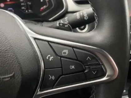 Photo 14 Renault Captur  1.5 Blue dCi 115ch Intens EDC