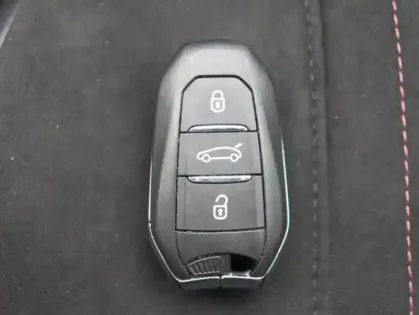 Photo 13 Peugeot 308  2.0 BlueHDi 180ch S&S GT EAT8