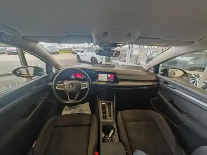 Photo 11 Volkswagen Golf  1.5 eTSI OPF 150ch Style DSG7