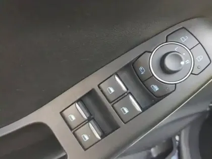 Photo 25 Ford Puma  1.0 Flexifuel 125ch S&S mHEV Titanium