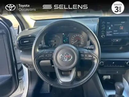 Photo 8 Toyota Yaris  116h Dynamic 5p MY22