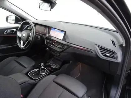 Photo 11 BMW Serie 1 Gén. III (F40) Ph1 Edition Sport 5