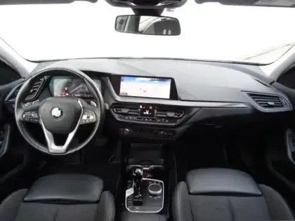 Photo 5 BMW Serie 1 Gén. III (F40) Ph1 Edition Sport 5