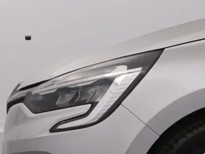 Photo 10 Renault Clio  1.6 E-Tech 140ch Business -21