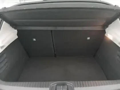 Photo 8 Renault Clio  1.6 E-Tech 140ch Business -21