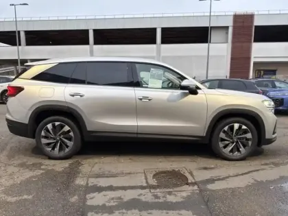 Photo 6 Skoda Kodiaq  1.5 TSI 150ch ACT Hybrid Plus DSG7 7 places