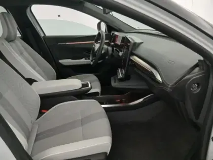 Photo 13 Renault Scenic  E-Tech Electric 220ch Techno option Iconic grande autonomie -25