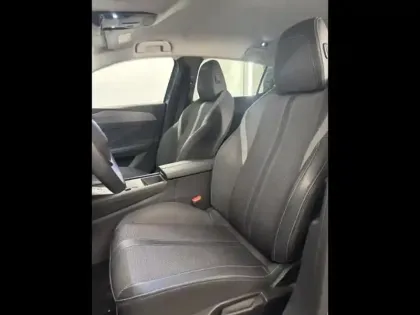 Photo 7 Peugeot 308  PHEV 180ch Allure e-EAT8