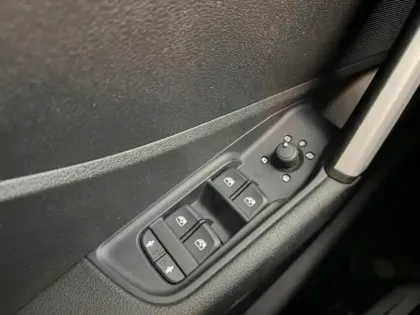 Photo 14 Audi Q2  35 TFSI 150ch COD Business line S tronic 7 Euro6dT