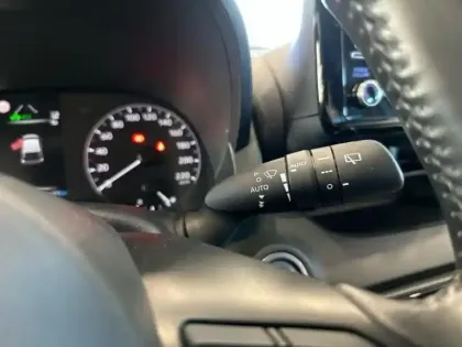 Photo 13 Toyota Yaris  116h Dynamic 5p MY22