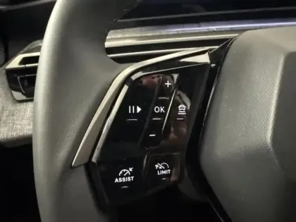 Photo 10 Peugeot 3008  1.2 Hybrid 145ch Allure e-DCS6