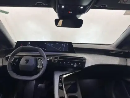 Photo 7 Peugeot 3008  1.2 Hybrid 145ch Allure e-DCS6