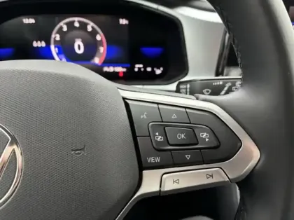 Photo 13 Volkswagen T-roc  1.0 TSI 110ch Life