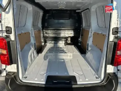 Photo 13 Fiat Scudo  Fg M 1.5 BlueHDi 120ch S&S Pack Premium Connect