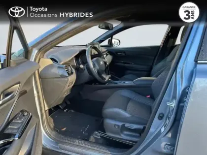 Photo 10 Toyota C-HR  1.8 Hybride 122ch Design E-CVT