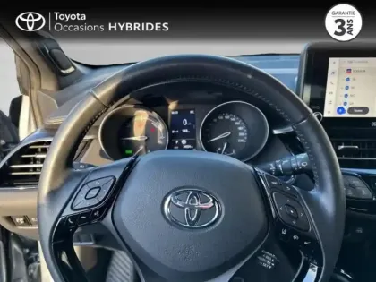 Photo 12 Toyota C-HR  1.8 Hybride 122ch Design E-CVT
