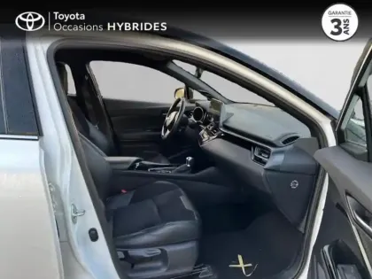 Photo 5 Toyota C-HR  1.8 Hybride 122ch Collection E-CVT