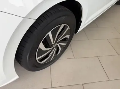 Photo 7 Volkswagen Polo  1.0 TSI 95ch Life Plus