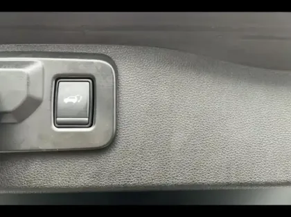 Photo 12 Renault Scenic  E-Tech Electric 220ch Techno option esprit Alpine grande autonomie -25