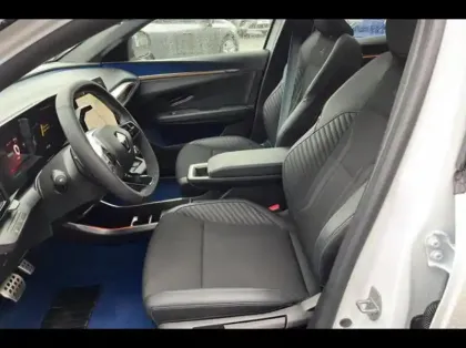 Photo 9 Renault Scenic  E-Tech Electric 220ch Techno option esprit Alpine grande autonomie -25