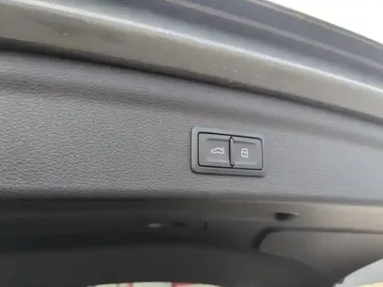 Photo 21 Audi Q3  35 TFSI 150ch S line S tronic 7