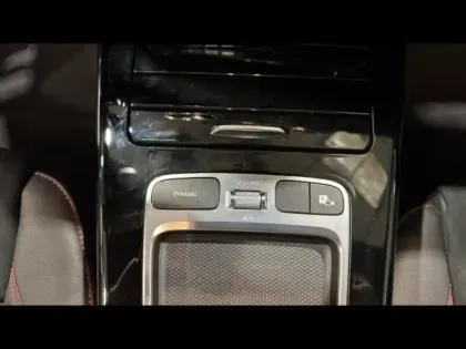 Photo 11 Mercedes CLA  200 163ch AMG Line 7G-DCT