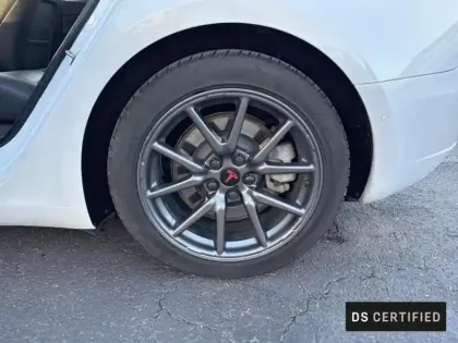 Photo 10 Tesla Model 3  Long-Range Dual Motor AWD