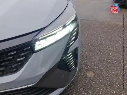 Photo 12 Renault Clio  1.6 E-Tech 145ch full hybrid esprit Alpine - 24