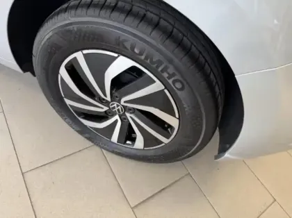 Photo 13 Volkswagen Polo  1.0 TSI 95ch VW Edition