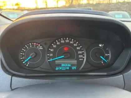 Photo 10 Ford Ka + 1.2 Ti-VCT 85ch S&S Black Edition