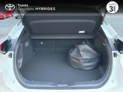 Photo 9 Toyota C-HR  2.0 Hybride Rechargeable 225ch Graphic MY26