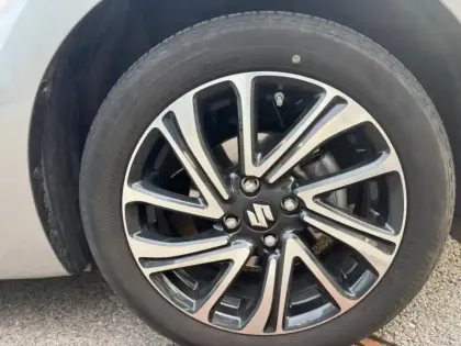 Photo 9 Suzuki Swift  1.2 Dualjet Hybrid 83ch Pack