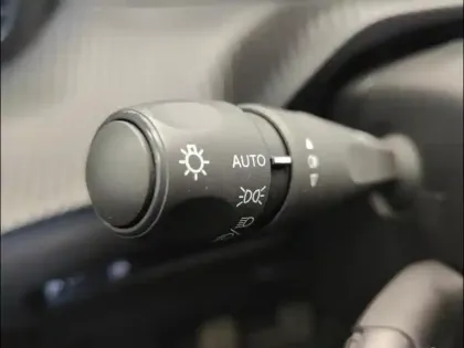 Photo 11 Peugeot 208  1.2 PureTech 100ch S&S Style 118g