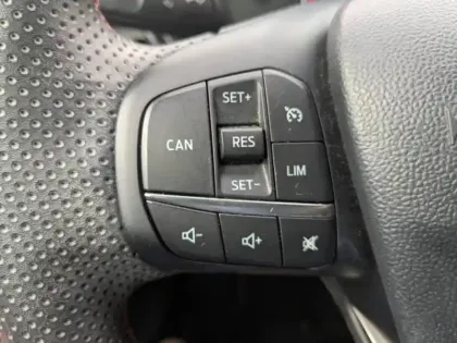 Photo 10 Ford Puma  1.0 Flexifuel 125ch S&S mHEV ST-Line Design 3