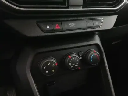 Photo 13 Dacia Jogger  1.0 ECO-G 100ch Essential 5 places