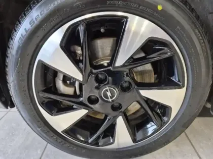 Photo 8 Opel Corsa  Electric 136 ch