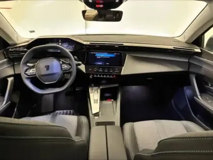 Photo 7 Peugeot 308  Plug-In Hybrid 180ch Allure e-EAT8